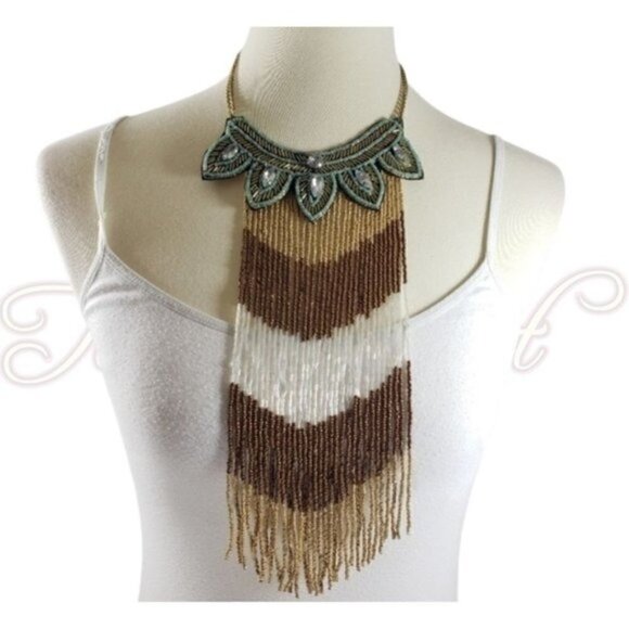 Charming Charlie Mint Seafoam Light Necklace - Picture 1 of 6